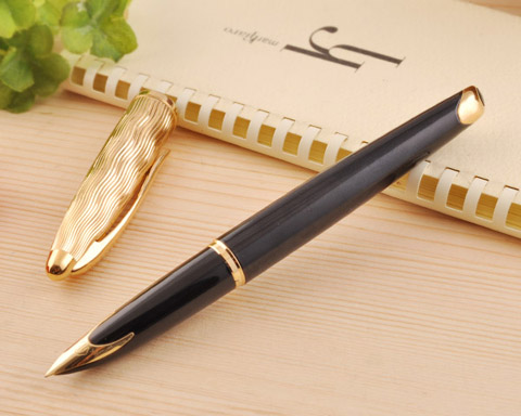 别小看那支笔 书写工具在钢笔练字中的核心作用